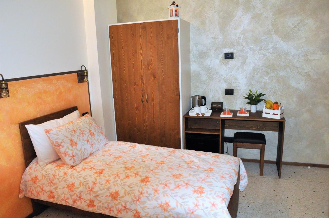 Nazionale Camere Montebelluna Esterno foto